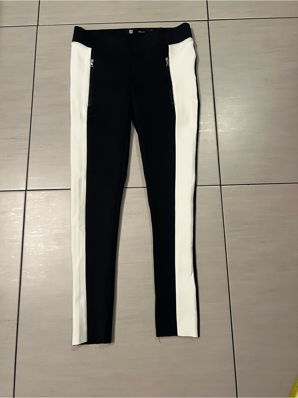J Brand Tuxedo Stripe Skinny Jeans/Leggings Black and White size Small